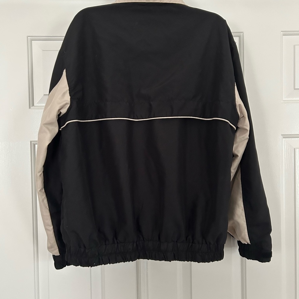 Women’s Jacket - Picture 2 of 3